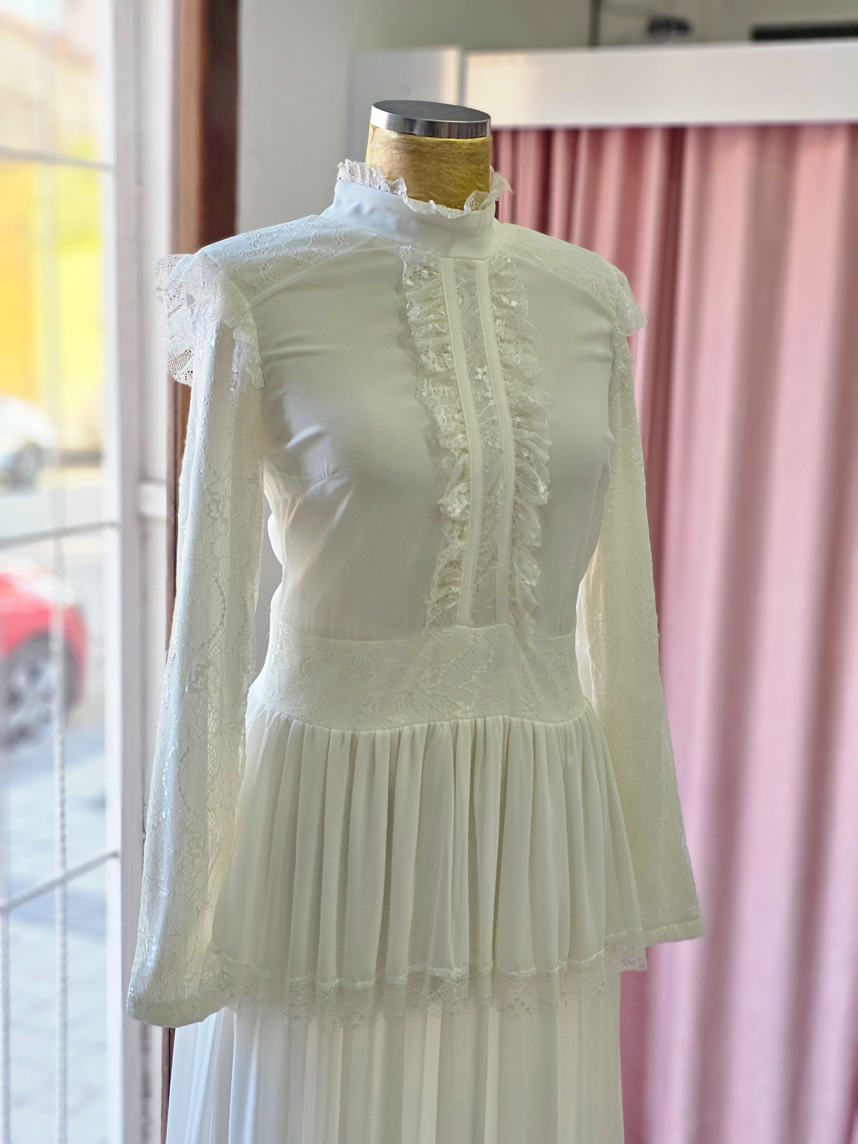 Mine Aşk Marka Dantelli Beyaz Elbise