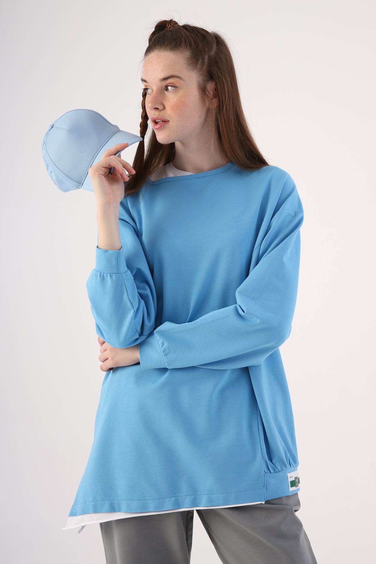 Allday - Pamuklu Garnili İki Renkli Asimetrik Sweatshirt - Mavi